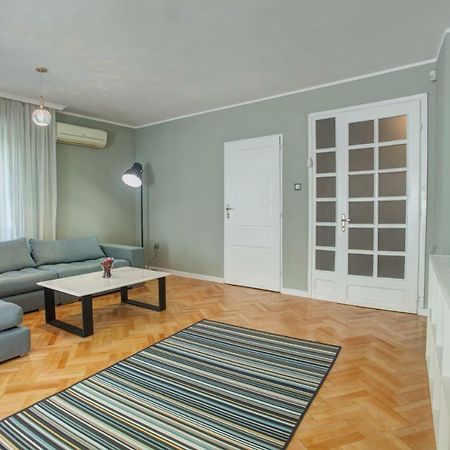 Spacious Flat Close To The American Embassy โซเฟีย ภายนอก รูปภาพ