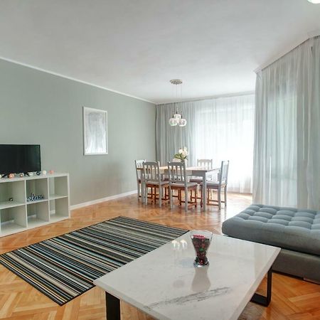 Spacious Flat Close To The American Embassy โซเฟีย ภายนอก รูปภาพ
