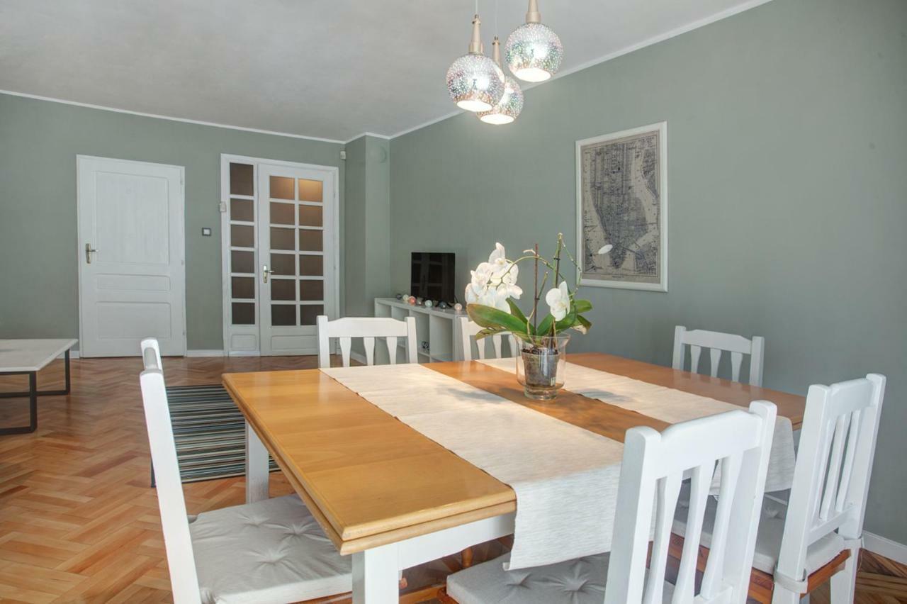 Spacious Flat Close To The American Embassy โซเฟีย ภายนอก รูปภาพ