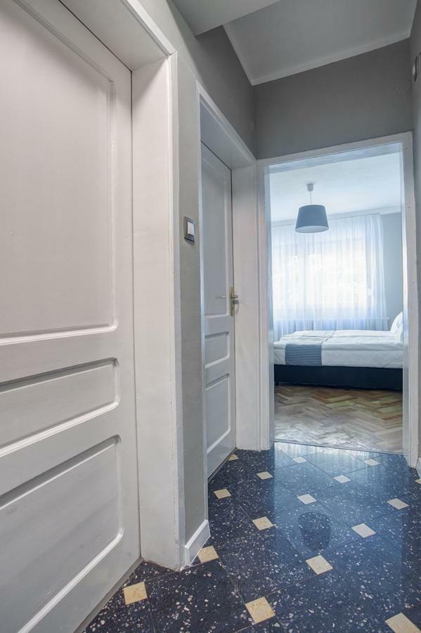 Spacious Flat Close To The American Embassy โซเฟีย ภายนอก รูปภาพ