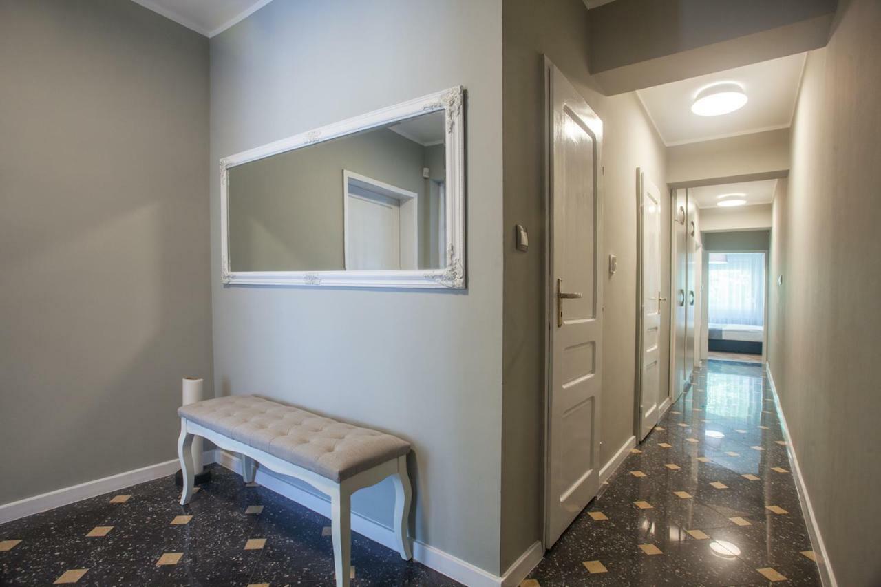 Spacious Flat Close To The American Embassy โซเฟีย ภายนอก รูปภาพ