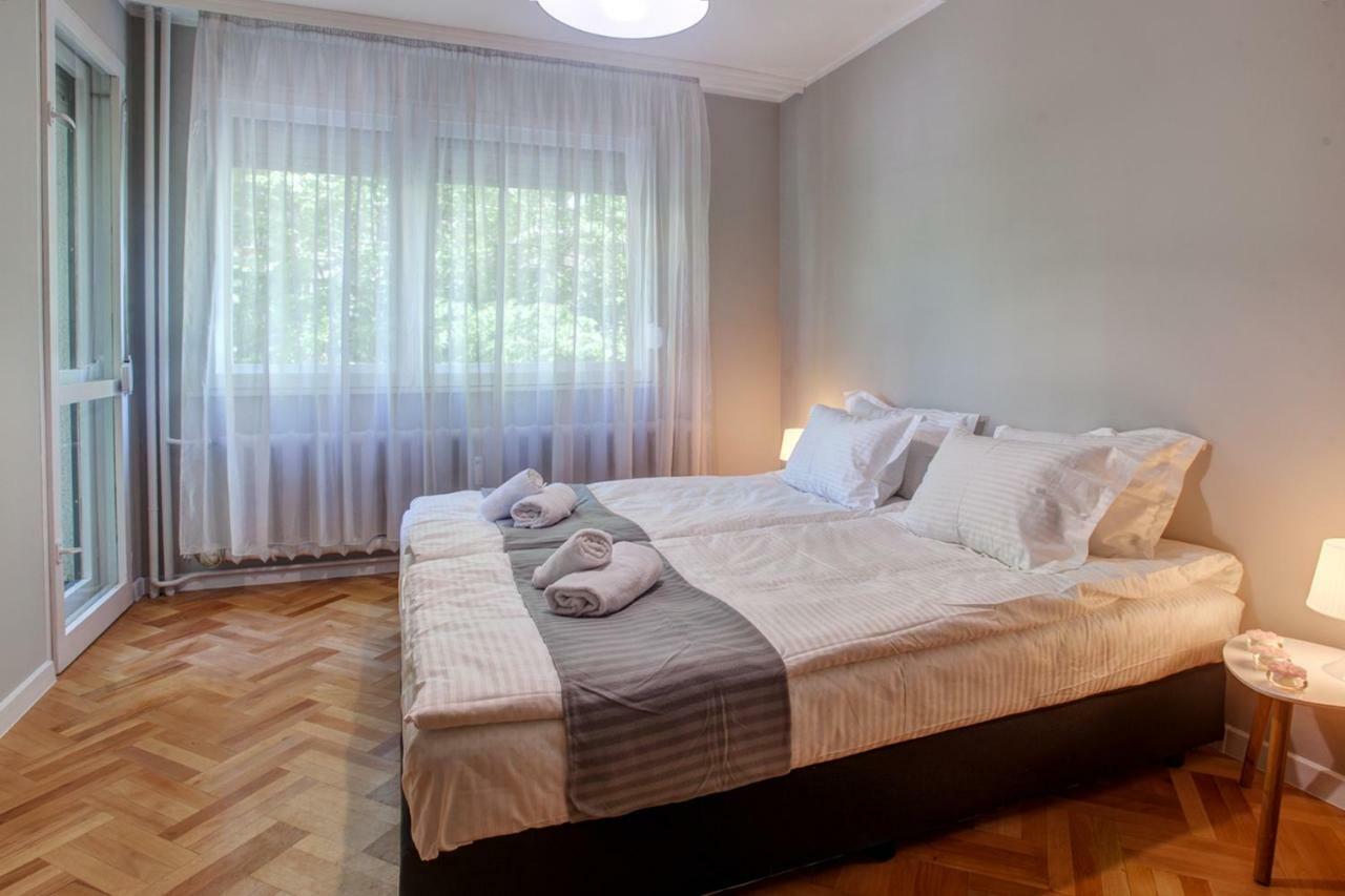 Spacious Flat Close To The American Embassy โซเฟีย ภายนอก รูปภาพ
