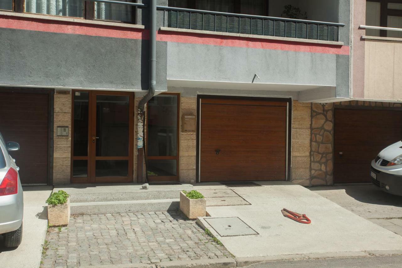 Spacious Flat Close To The American Embassy โซเฟีย ภายนอก รูปภาพ